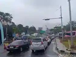 Lebih dari 25 Ribu Kendaraan Menuju Puncak pada Pagi Ini